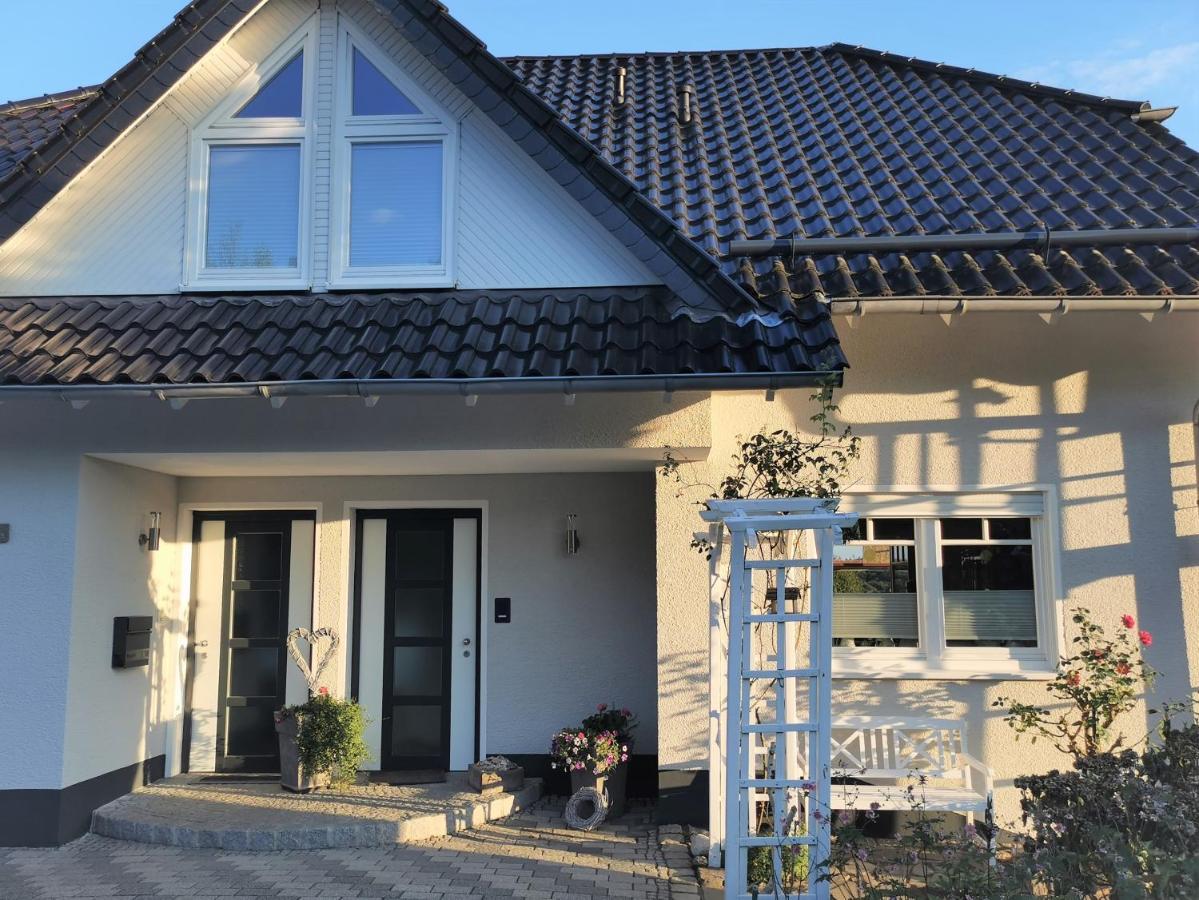 Ferienwohnung Falkenhof ลินด์ลาร์ ภายนอก รูปภาพ