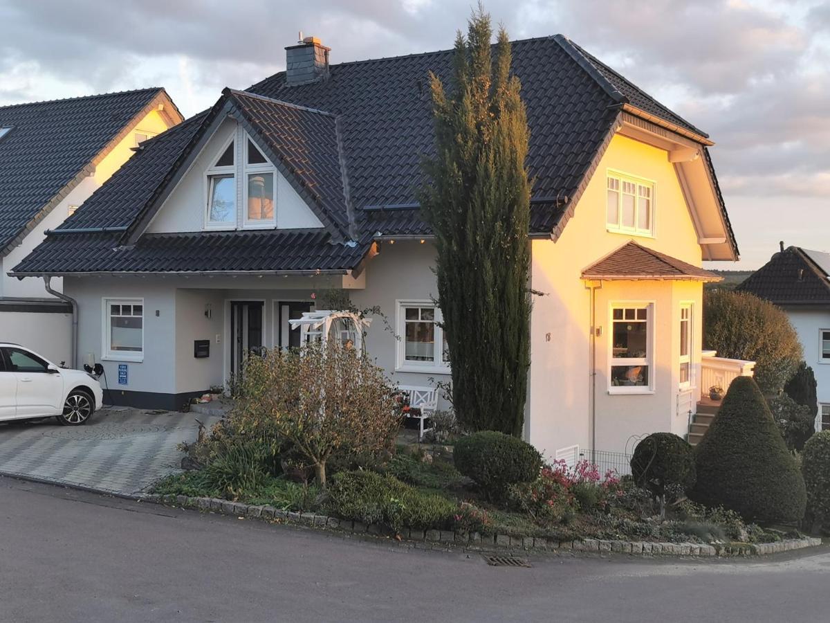 Ferienwohnung Falkenhof ลินด์ลาร์ ภายนอก รูปภาพ