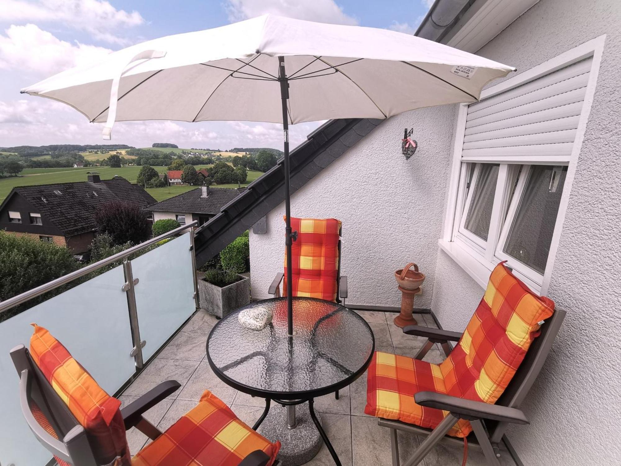 Ferienwohnung Falkenhof ลินด์ลาร์ ภายนอก รูปภาพ